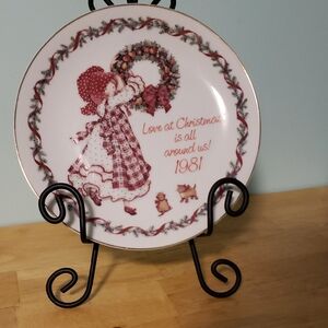 1981 Holly Hobbie Christmas Plate Genuine Porcelain